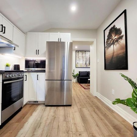 The Cozy Cove Modern King-Bedroom Full Apartment Sainte-Catherine Exterior foto