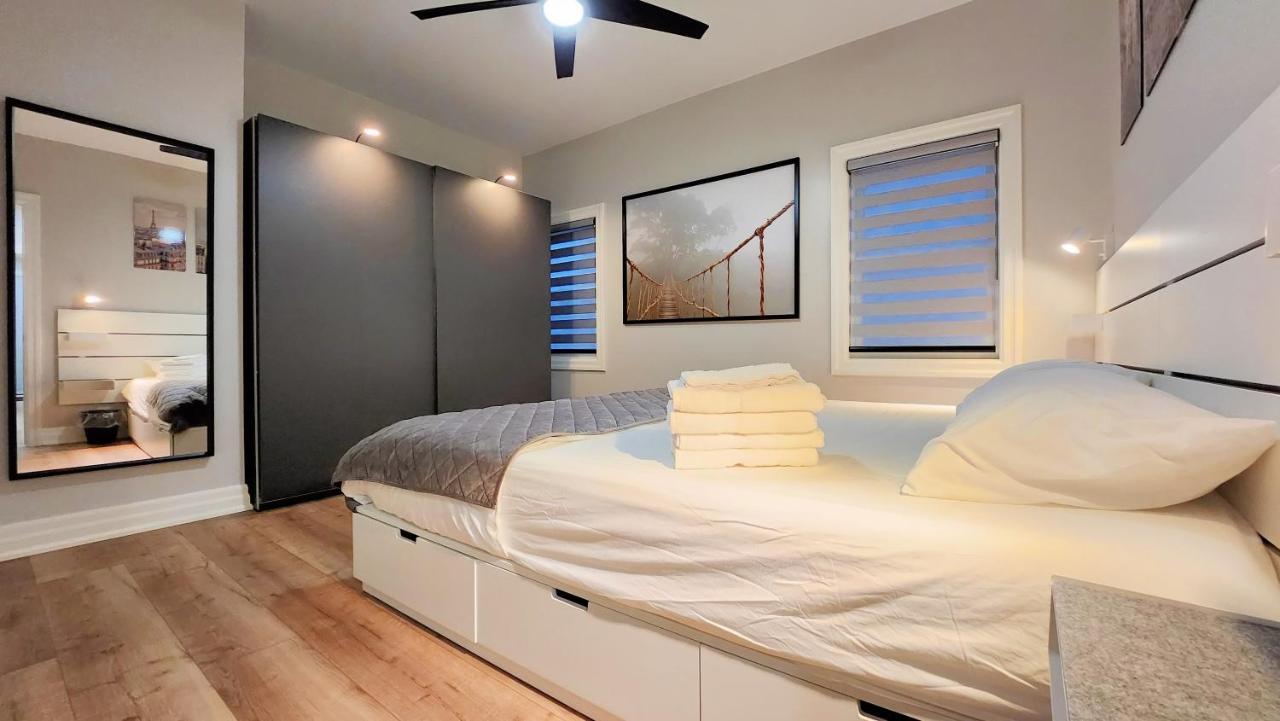 The Cozy Cove Modern King-Bedroom Full Apartment Sainte-Catherine Exterior foto